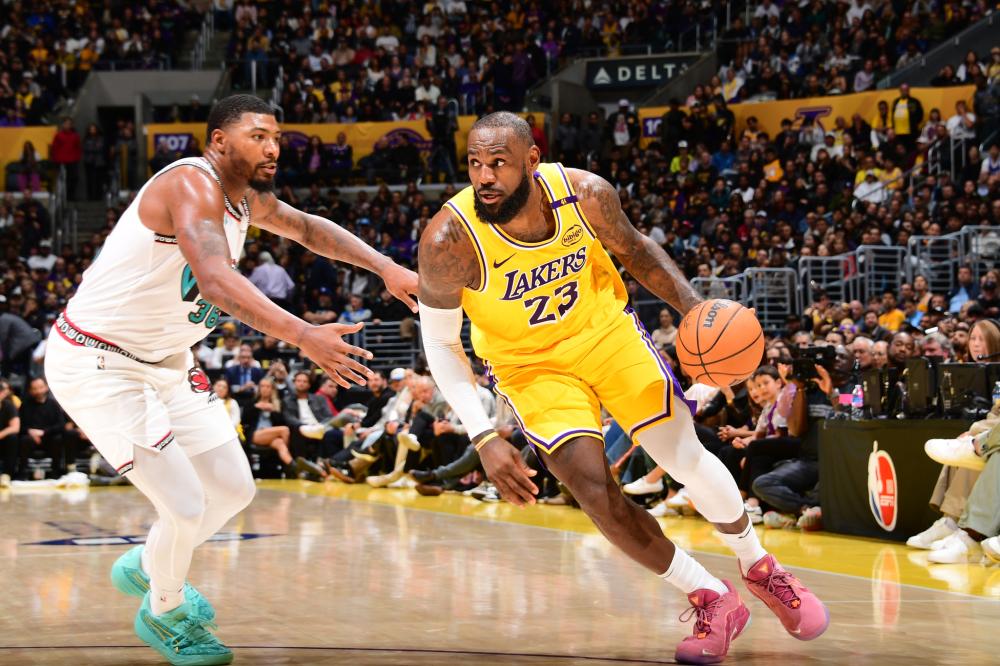 让冰壶在普 让冰壶在普